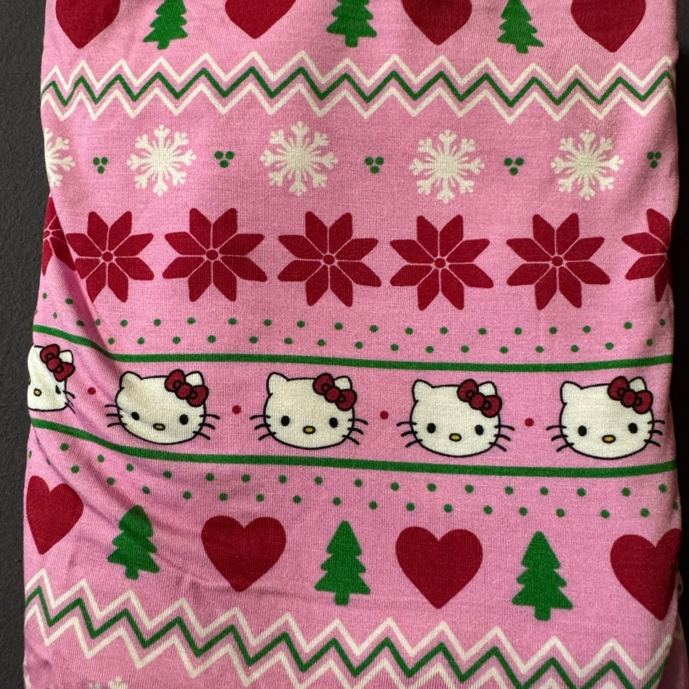 Hello‎ Kitty Pink Holiday Bamboo Blanket
